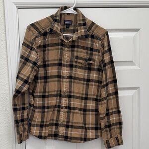 Patagonia Tan and Black Plaid Flannel Shirt Men’s Small